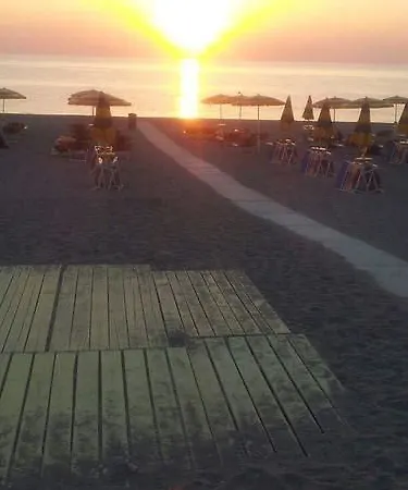 La Marina Мандаториччо