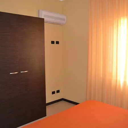 Отель La Marina Мандаториччо