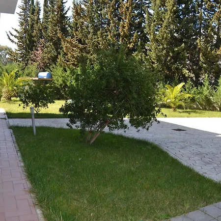 La Marina Отель Мандаториччо